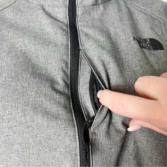 The North Face - Apex Elevation Hooded Rain Jacket - Sz. SP - Picture 9 of 16